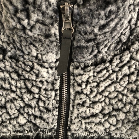 Elodie Faux Shearling 1/4 Zip Pullover Black Gray Medium - Picture 3 of 10